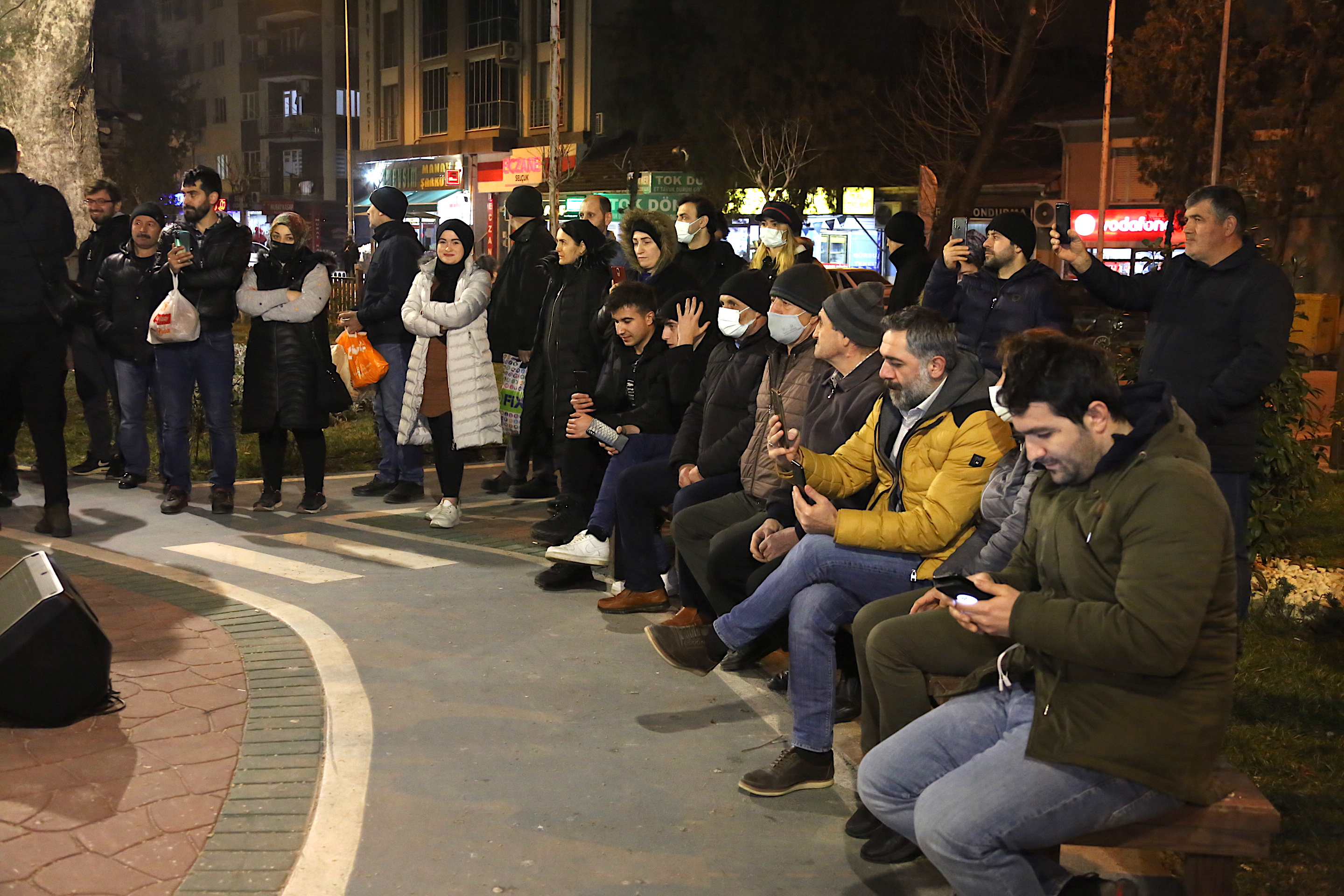 SEVGİLİLER GÜNÜ’NDE GÜRSU’DA KALPLER MÜZİKLE ISINDI