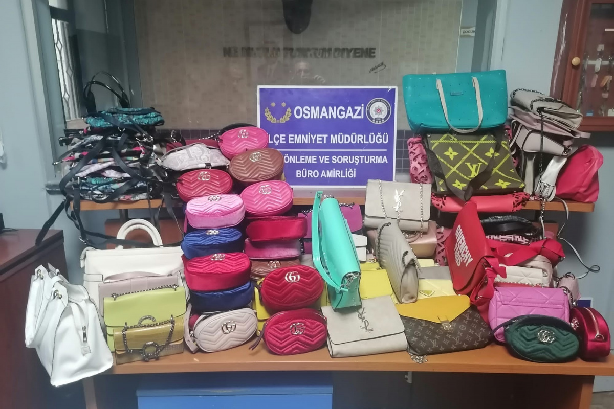 Bursa'da hırsızlık ve satırla adam yaralama olaylarının faili kıskıvrak yakalandı