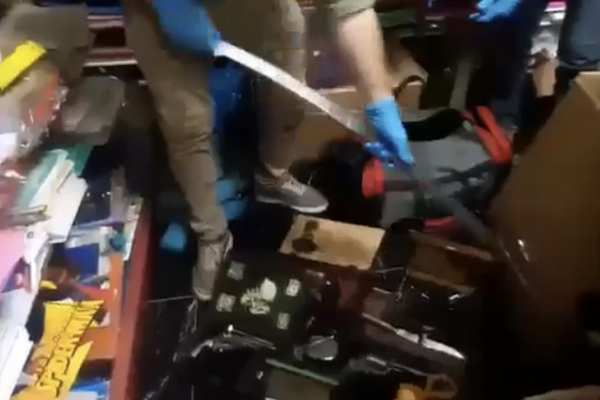 Bursa'da yasadışı silah satanlara şok baskın