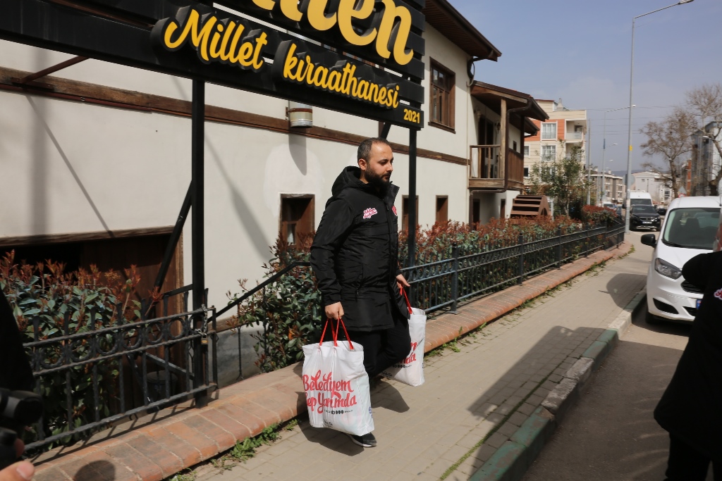 Gürsu Belediyesi Sosyal Yardımlarla Hayata Köprü Kuruyor