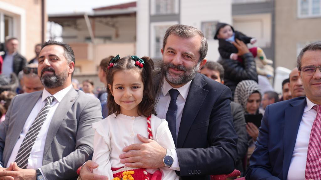 Başkan Mustafa Işık : “Umudumuzun Işıkları Çocuklarımızın Gözlerindeki Bayram Işıltısı Hiç Sönmesin”