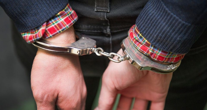 İzmir merkezli 12 ilde FETÖ operasyonu: 30 gözaltı kararı